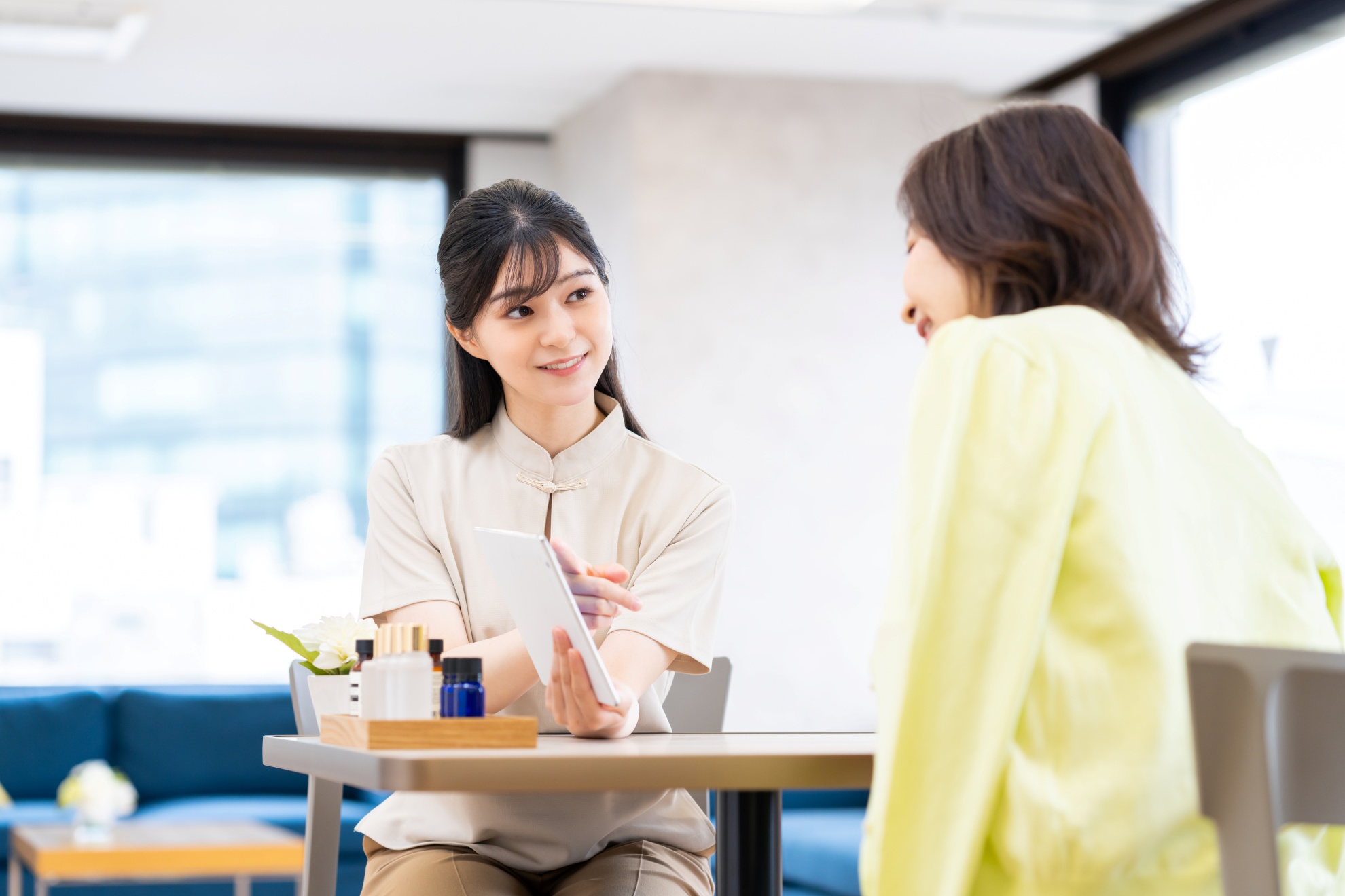カラーセッション中の女性